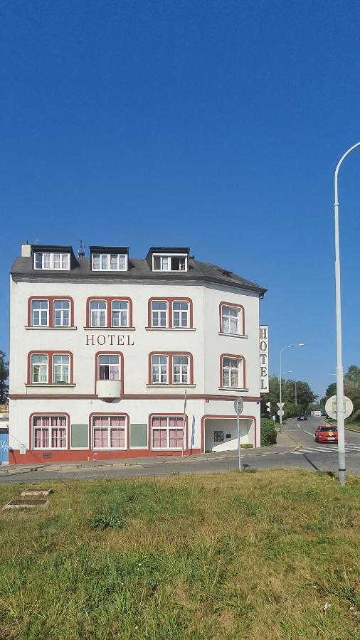 Otel Jerabek